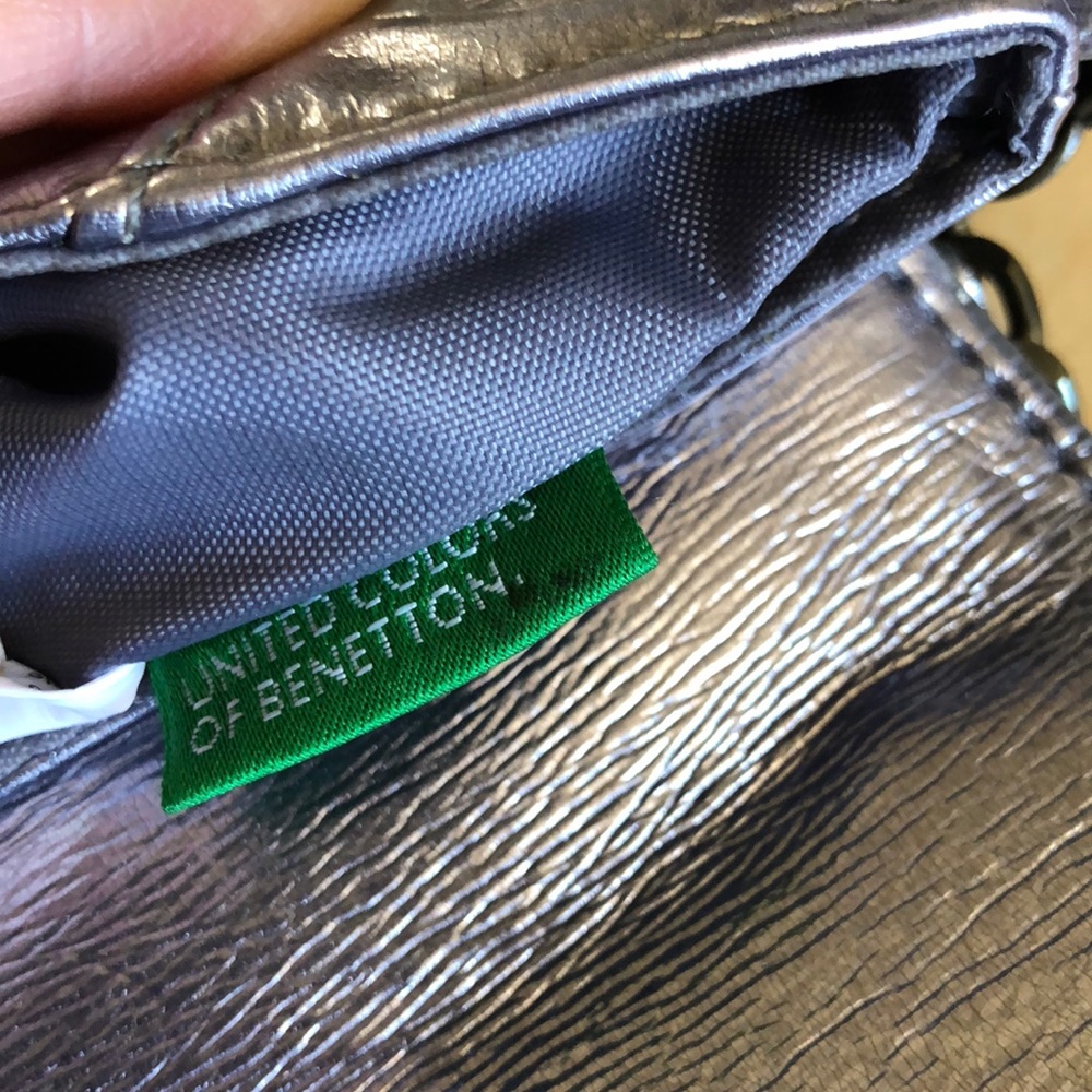 Cute Metallic Convertible Shoulder or Belt Bag - Picture 5 of 5